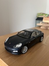 Porsche Panamera S Modellauto