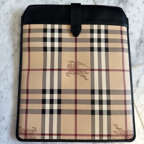 Burberry tablet case - tablet, nova