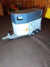 Pferdeanhänger von Bruder