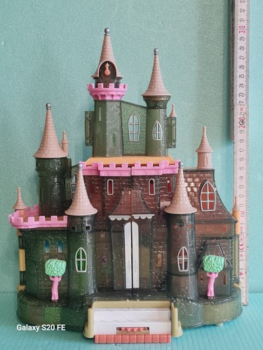 Walt disney schloss mit - walt,