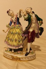 Sitzendorf Figur "Das Menuett"