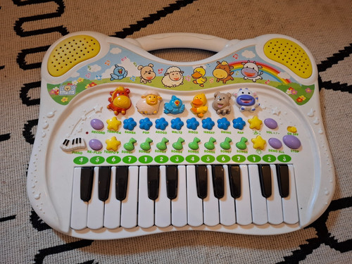 Kinder piano keyboard - kinder-piano,