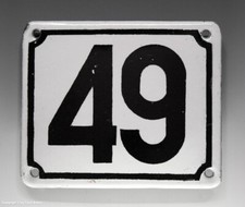 ALTE EMAIL EMAILLE HAUSNUMMER 49 in SCHWARZ/WEISS um 1950