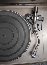 wertiger Plattenspieler