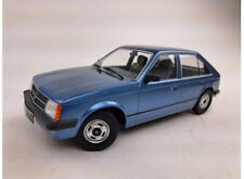 Triple9 T9-1800423 Opel Kadett D 5-Türer 1984 Blau Modellauto 1:18 Neu & OVP