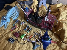 Playmobil Geisterschiff Plus Geisterrochen und Skelett