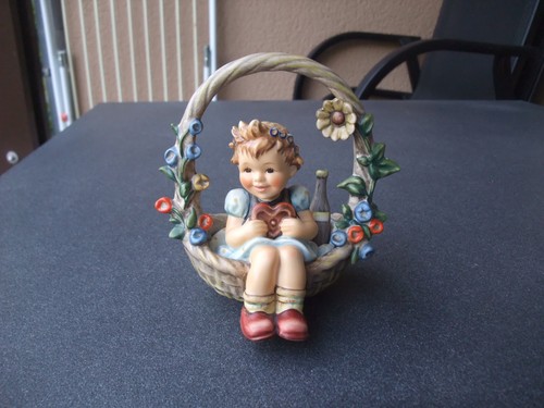 Hummelfiguren 618 der - 618,