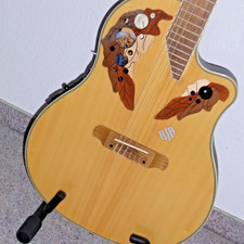 Halbakustik  E - Gitarre mit