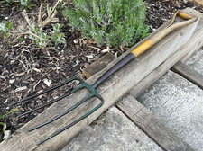 Vintage Bulldogge Gartengabel