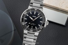 Oris Aquis Date Automatik