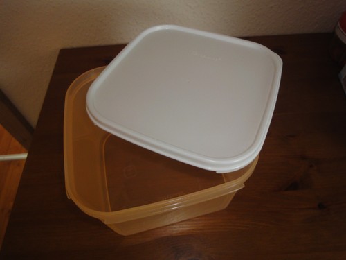 Tupperware kompaktus saturn - kompaktus,