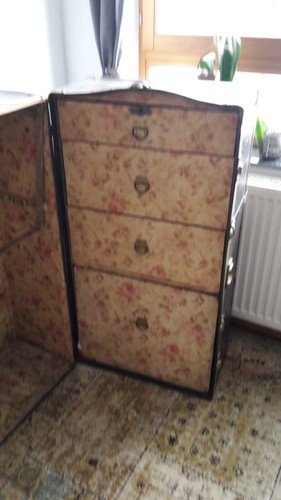 Historischer schrankkoffer - historischer,
