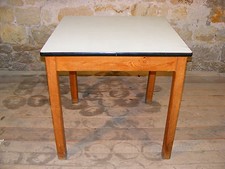 alter Tisch Schreibtisch