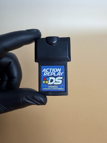 Action replay cheat modul - action,
