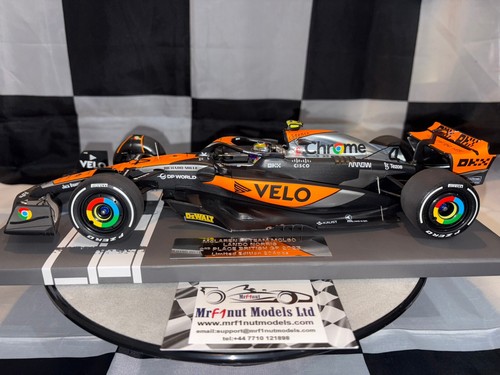 Minichamps 537232904 - 1:18,