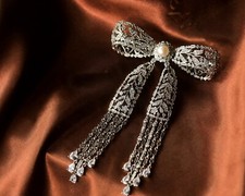 Brosche Lang Schleife