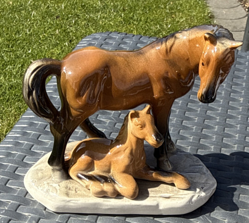 Keramikfigur pferd mit fohlen - pferd,