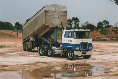 Tekno 73945 mack - 6x4, semi