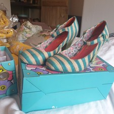 Poetic License blau gestreifte