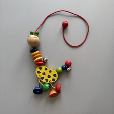 SELECTA 61014 KINDERWAGENKETTE AUS HOLZ BUNT 61014 COLLINA GIRAFFE 63 CM