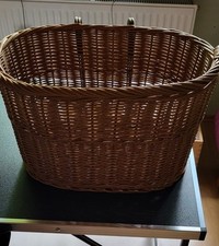 Fahrradkorb geflochten