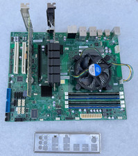 SUPER MICRO C7P67 + CPU i7-3770 + Lüfter + 16 GB RAM + Raid Controller + Blende