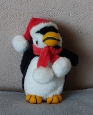 Pinguin mit Weihnachtsmütze