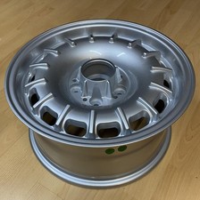 Neue Barockfelge 7x15 ET23 5x112 silber neu Barzetta