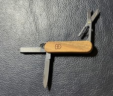 Victorinox classic small - classic, sd