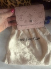 Louis Vuitton LV Iris