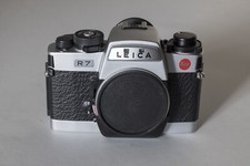 Analoge Spiegelreflexkamera Leica R7 silbern verchromt