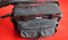 Rimowa Ultralight mit super Ausstattung–große Fototasche/-koffer mit Trageriemen