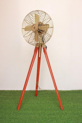 Industrial vintage dreibein - vintage,
