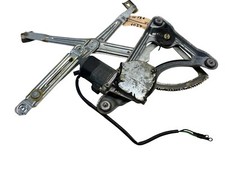 Mercedes W126 / S Klasse / 2.Serie / Fensterhebermotor Vorne Links 0130821101