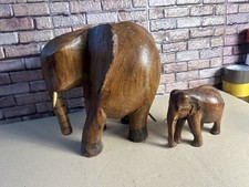 Elefant mit Baby aus Holz, ca