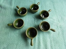 6 feuerfeste Keramiktöpfchen grün mit Griff