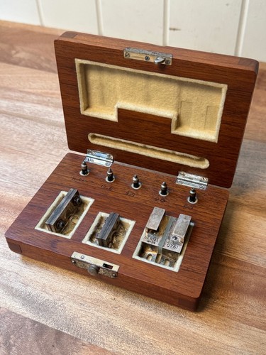 Vintage standards type q761 - type,