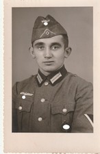 Foto AK 2 WK Junger Soldat im