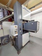 Vertikale Bandsägemaschine