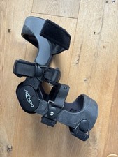 Knie Schiene linkes Bein -