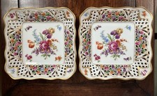 Zwei Vintage Schumann Bavaria Dresden Line Blumenstrauß durchbohrt eckig Bon Bon Geschirr