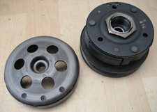 PIAGGIO SFERA RST 125 TYP M01 ORIGINAL FLIEHKRAFTKUPPLUNG WANDLER + GLOCKE
