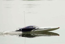 Volvo Penta Rennboot Bausatz