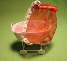 PUPPENSTUBEN - weißer