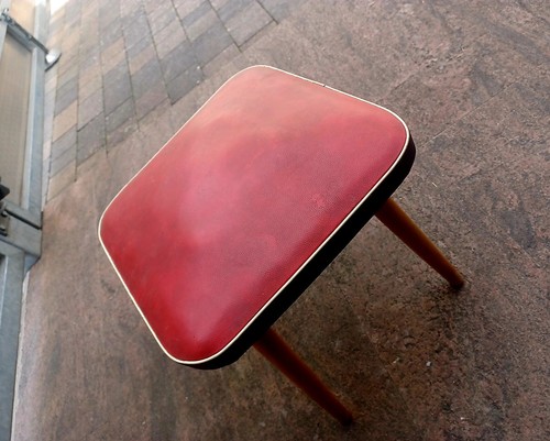 Antiker hocker vinyl rot - antiker, retro