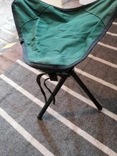 Klapphocker - Anglerhocker - Campinghocker - 3 Beine - grün - schwarz