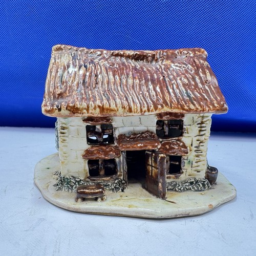 Verlassenes landhaus cottage - -,