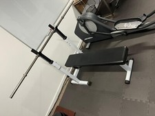 Bad Company 110cm Hantelbank inkl. Hantelstange und Ablage