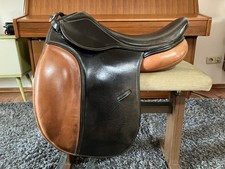 Maxflex Dressursattel Emilio 17 Zoll flexibler Baum