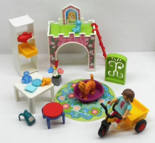 Kind mit kinderzimmer - mit,